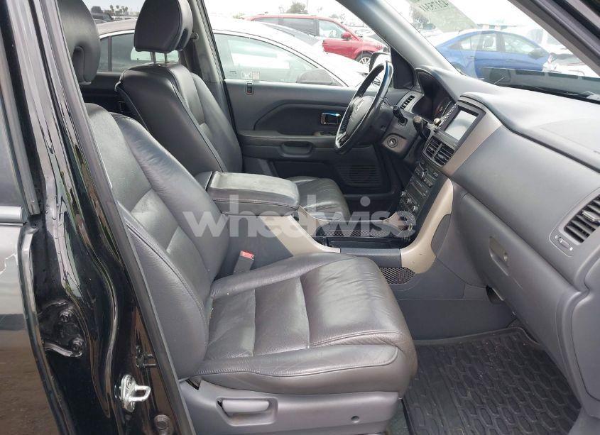 Photo 5 of 2007 Honda Pilot EX-L (VIN 5FNYF28757B028192)