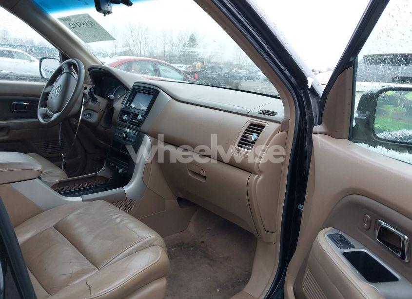 Photo 5 of 2007 Honda Pilot EX-L (VIN 5FNYF28767B040528)