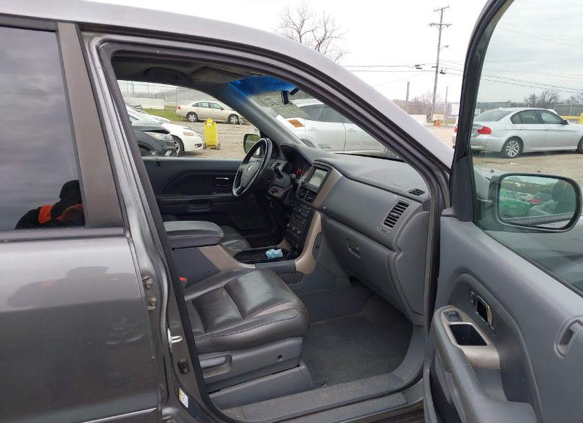 Photo 5 of 2007 Honda Pilot EX-L (VIN 5FNYF28777B013323)
