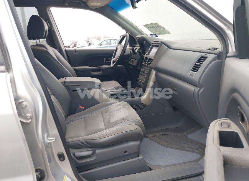 Photo 5 of 2007 Honda Pilot EX-L (VIN 5FNYF28787B043110)