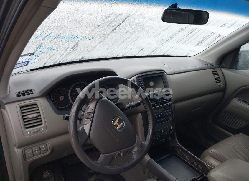 Photo 14 of 2006 Honda Pilot EX-L (VIN 5FNYF287X6B043365)