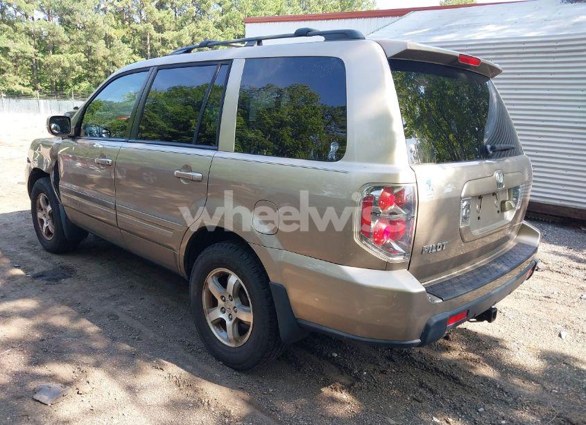 Photo 3 of 2007 Honda Pilot EX-L (VIN 5FNYF287X7B000940)