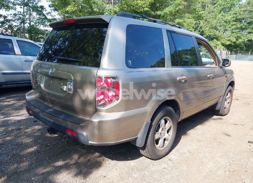 Photo 4 of 2007 Honda Pilot EX-L (VIN 5FNYF287X7B000940)