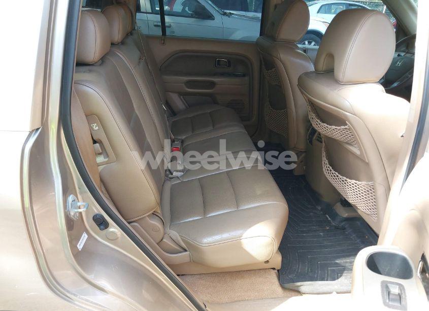 Photo 8 of 2007 Honda Pilot EX-L (VIN 5FNYF287X7B000940)