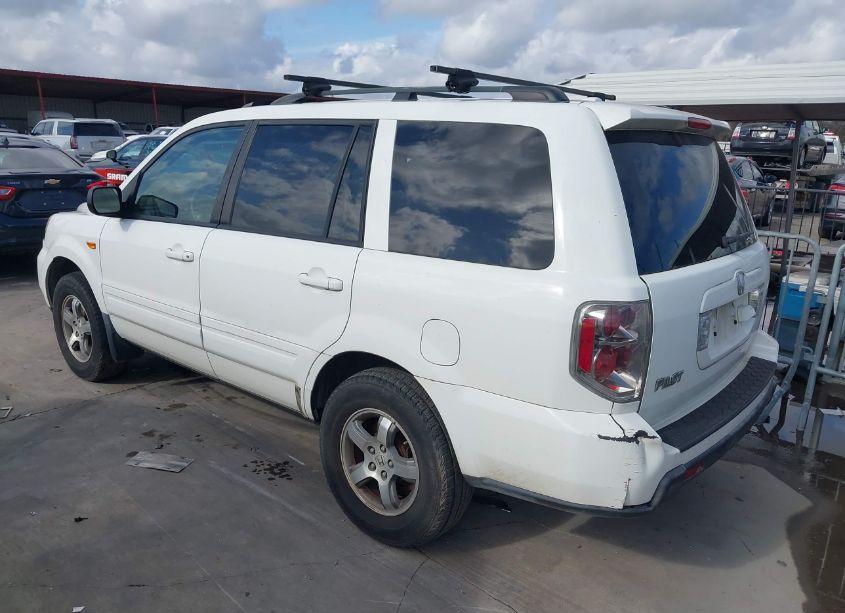 Photo 3 of 2007 Honda Pilot EX-L (VIN 5FNYF287X7B045375)