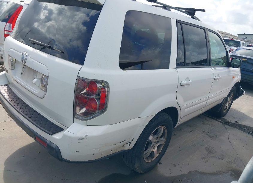 Photo 4 of 2007 Honda Pilot EX-L (VIN 5FNYF287X7B045375)