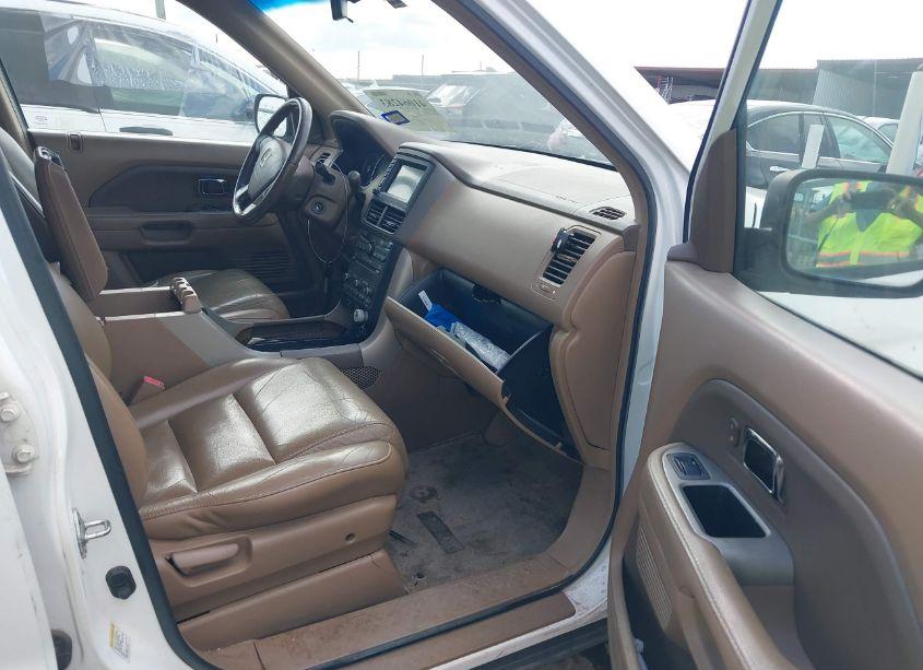 Photo 5 of 2007 Honda Pilot EX-L (VIN 5FNYF287X7B045375)