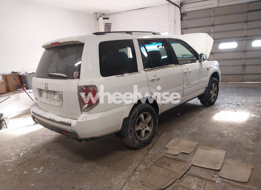 Photo 4 of 2008 Honda Pilot EX-L (VIN 5FNYF287X8B027430)