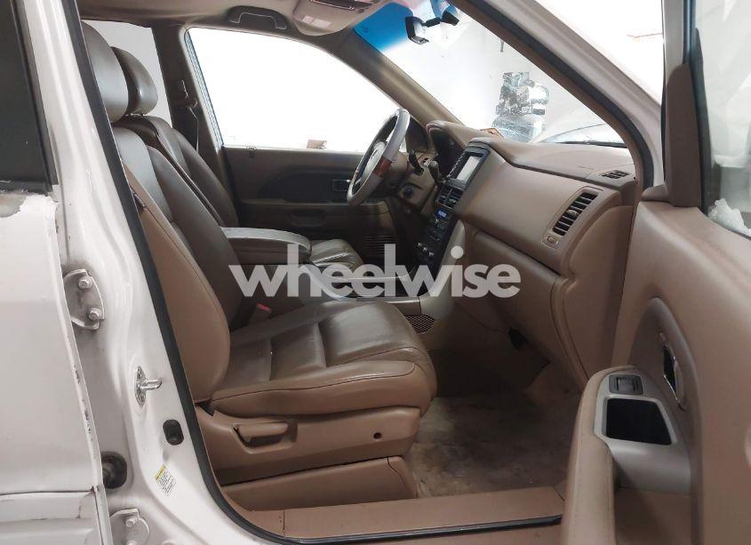 Photo 5 of 2008 Honda Pilot EX-L (VIN 5FNYF287X8B027430)