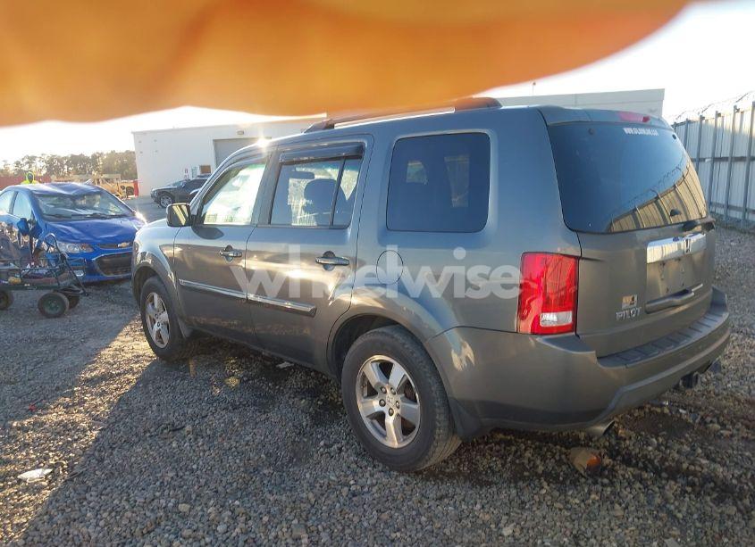 Photo 3 of 2009 Honda Pilot EX (VIN 5FNYF38409B000587)
