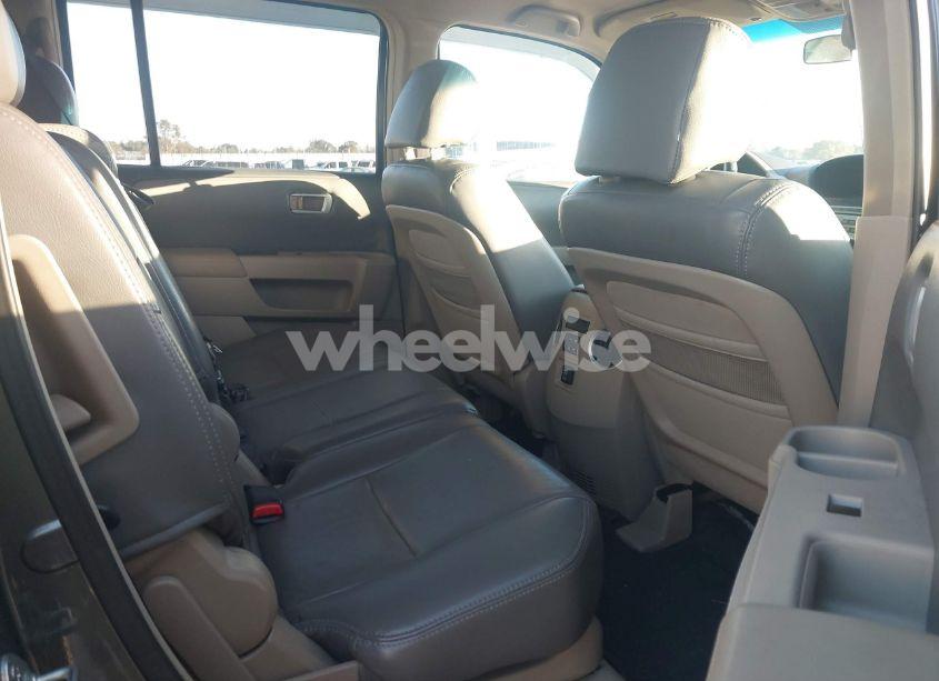 Photo 8 of 2009 Honda Pilot EX (VIN 5FNYF38409B000587)