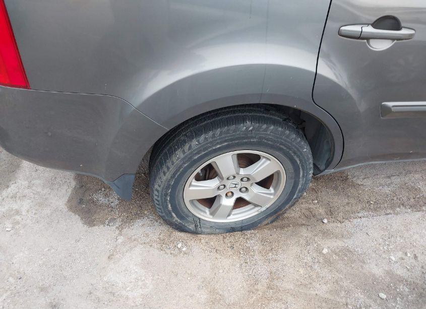 Photo 12 of 2009 Honda Pilot EX (VIN 5FNYF38439B012149)