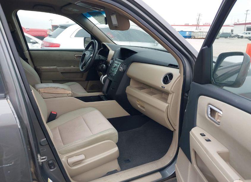 Photo 5 of 2009 Honda Pilot EX (VIN 5FNYF38439B012149)