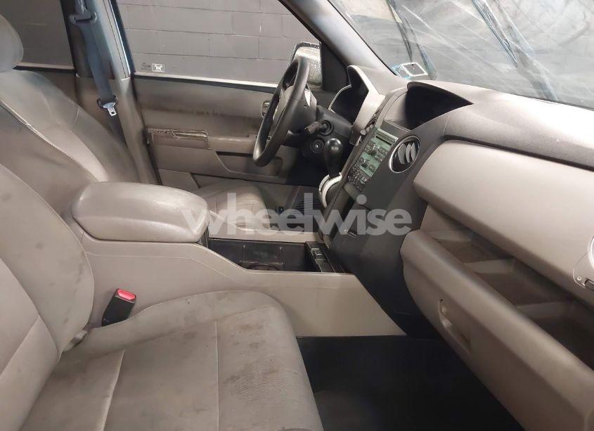 Photo 5 of 2009 Honda Pilot EX (VIN 5FNYF38439B024057)