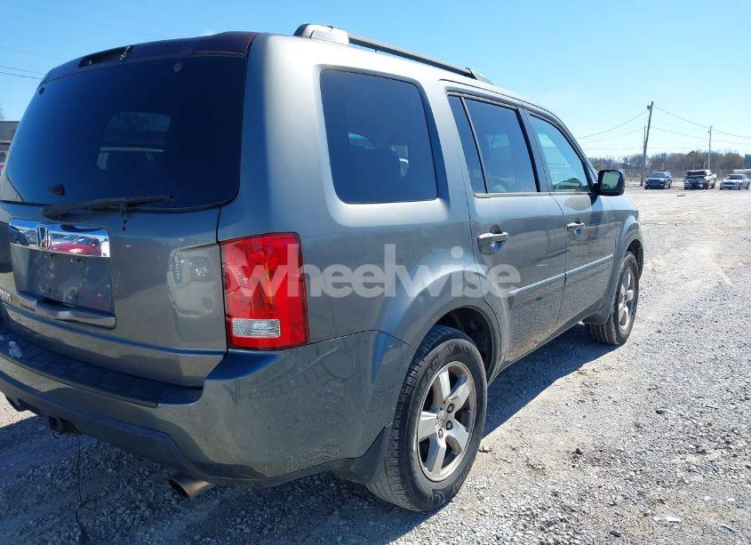 Photo 4 of 2009 Honda Pilot EX (VIN 5FNYF38459B005039)