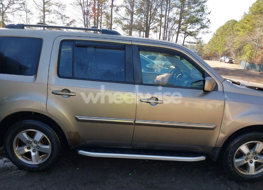 Photo 14 of 2009 Honda Pilot EX (VIN 5FNYF38489B020182)