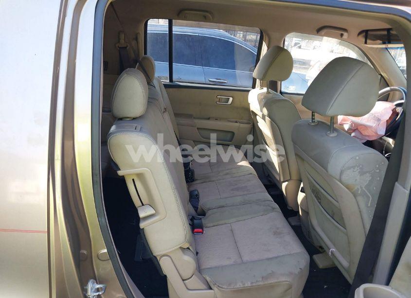 Photo 8 of 2009 Honda Pilot EX (VIN 5FNYF38489B020182)