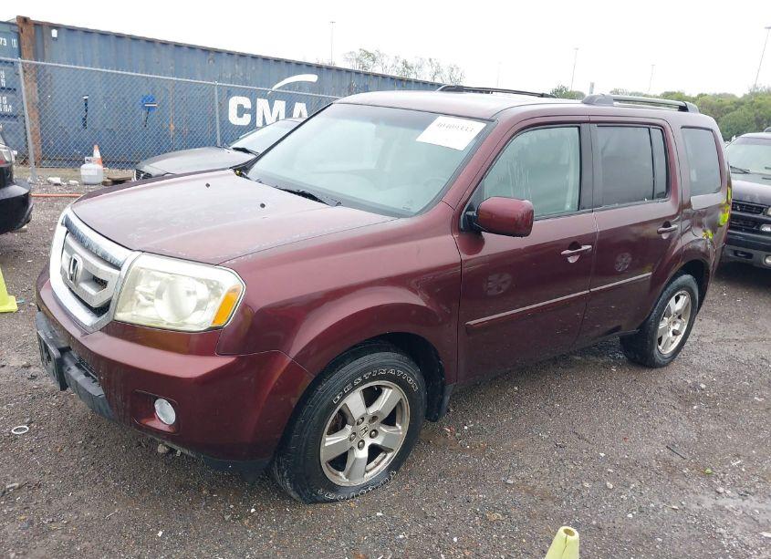 Photo 2 of 2009 Honda Pilot EX-L (VIN 5FNYF38519B024910)