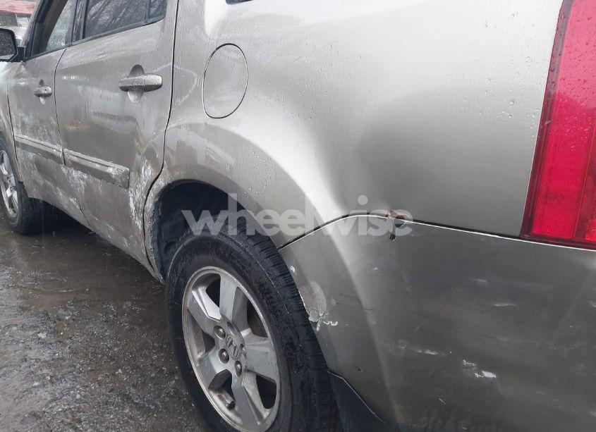 Photo 6 of 2009 Honda Pilot EX-L (VIN 5FNYF38549B021550)