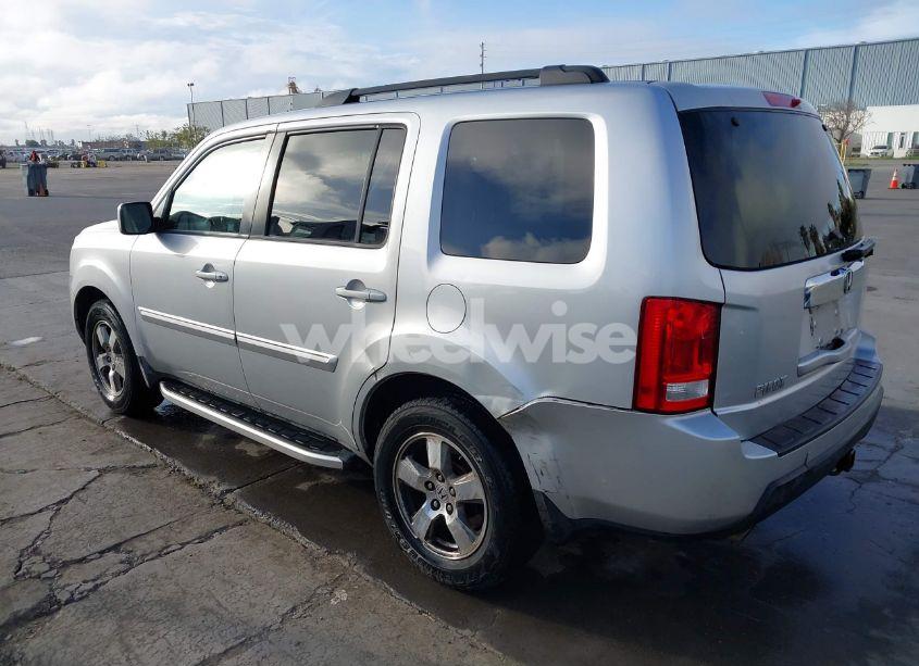 Photo 3 of 2009 Honda Pilot EX-L (VIN 5FNYF38559B020763)