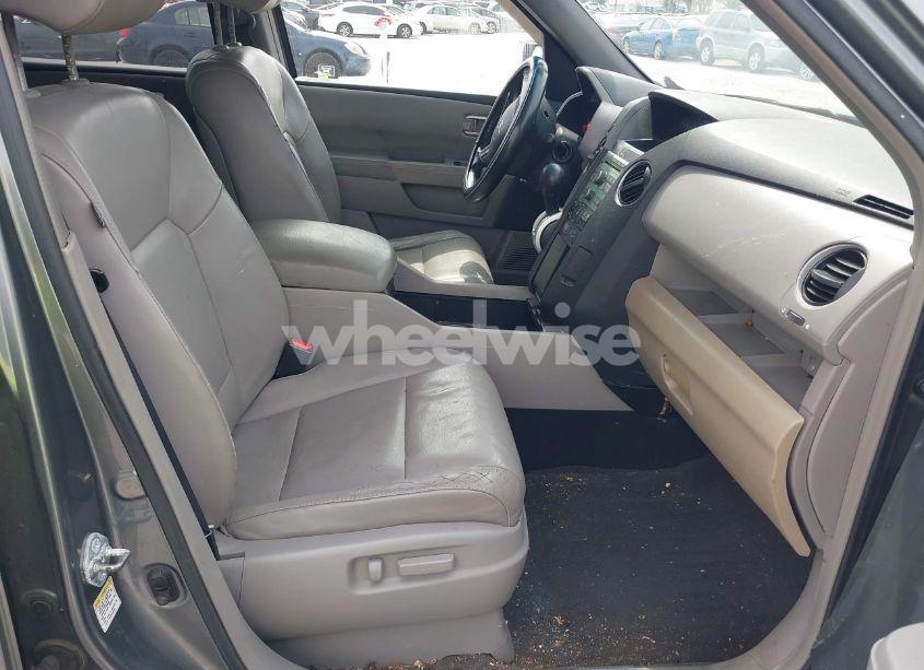 Photo 5 of 2009 Honda Pilot EX-L (VIN 5FNYF38559B028572)