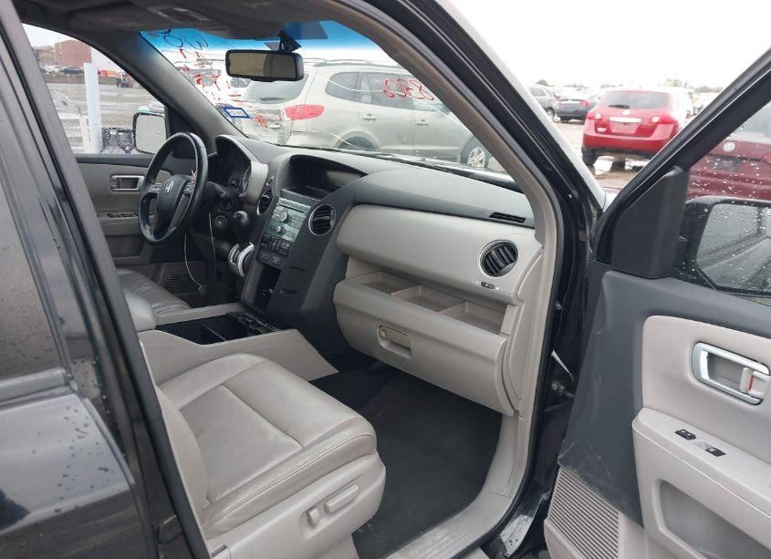 Photo 5 of 2009 Honda Pilot EX-L (VIN 5FNYF38569B001154)