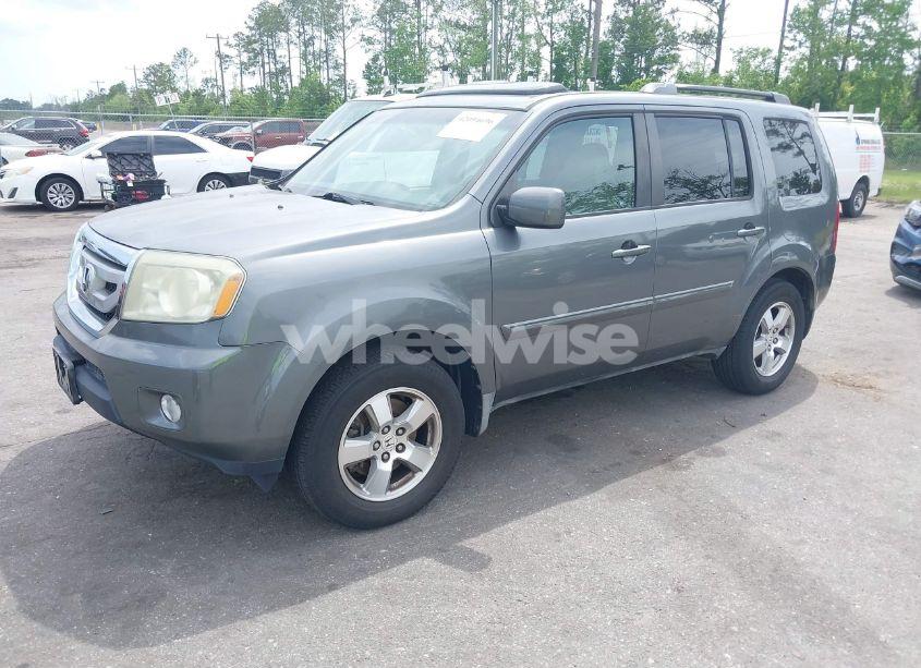 Photo 2 of 2009 Honda Pilot EX-L (VIN 5FNYF38599B019230)