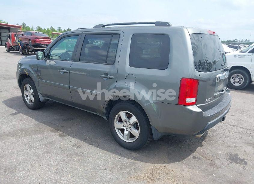 Photo 3 of 2009 Honda Pilot EX-L (VIN 5FNYF38599B019230)