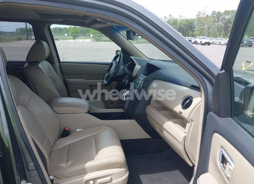 Photo 5 of 2009 Honda Pilot EX-L (VIN 5FNYF38599B019230)