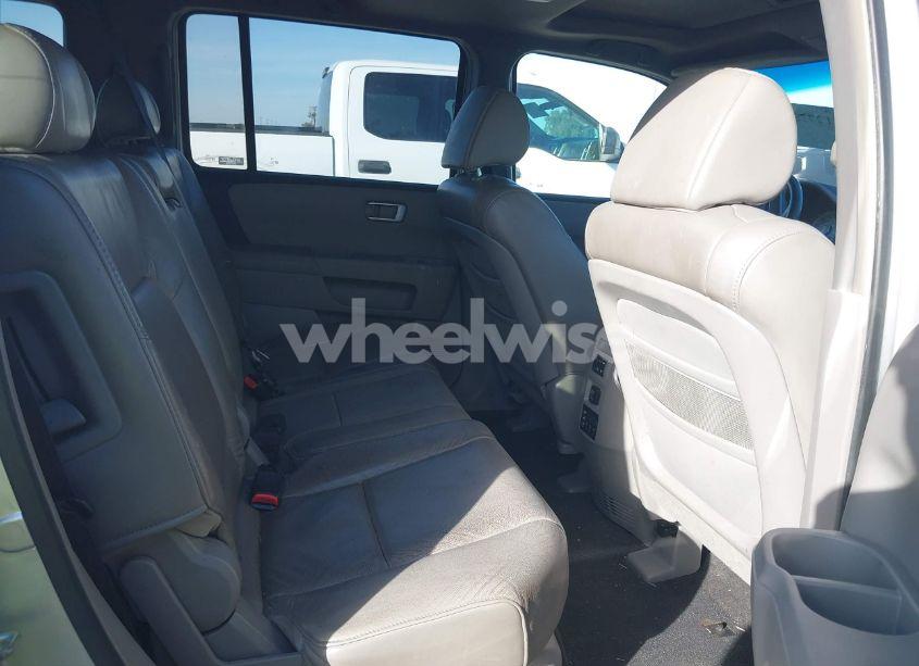 Photo 8 of 2009 Honda Pilot EX-L (VIN 5FNYF38679B012673)