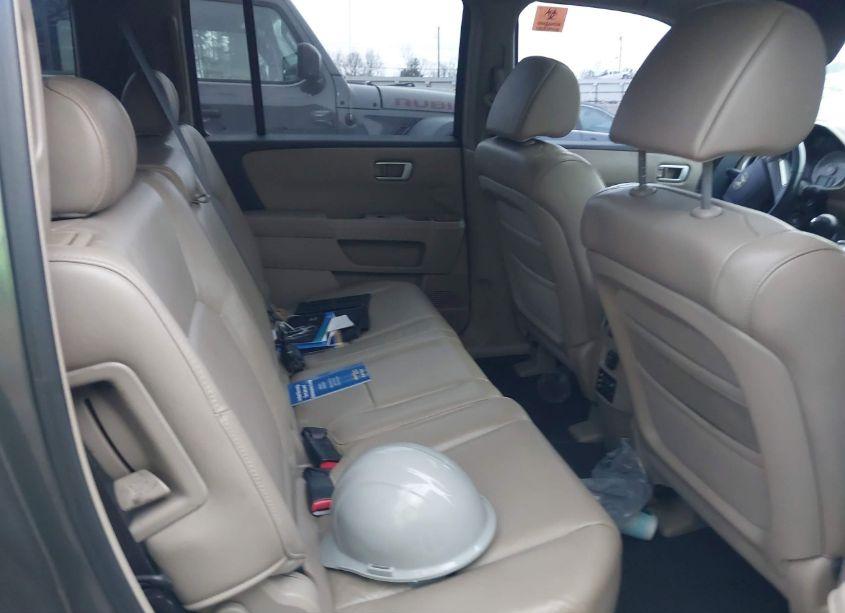 Photo 8 of 2009 Honda Pilot EX-L (VIN 5FNYF38689B007689)