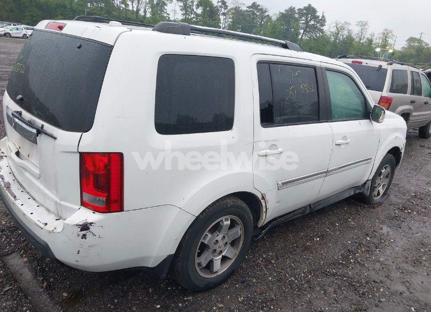 Photo 4 of 2009 Honda Pilot TOURING (VIN 5FNYF38819B003632)