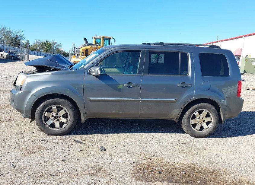 Photo 14 of 2009 Honda Pilot TOURING (VIN 5FNYF38929B011019)