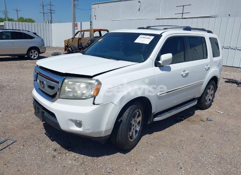 Photo 2 of 2009 Honda Pilot TOURING (VIN 5FNYF38939B028489)