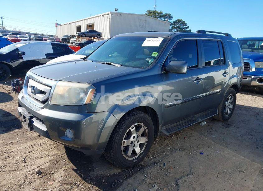 Photo 2 of 2009 Honda Pilot TOURING (VIN 5FNYF38969B011024)