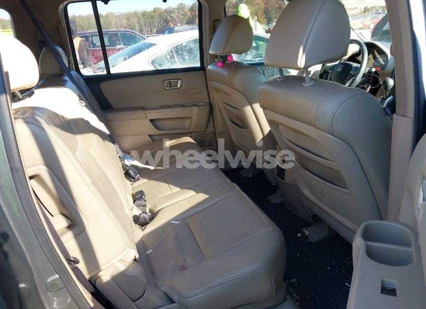 Photo 8 of 2009 Honda Pilot TOURING (VIN 5FNYF38969B011024)