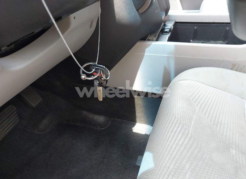 Photo 11 of 2012 Honda Pilot LX (VIN 5FNYF3H20CB001731)