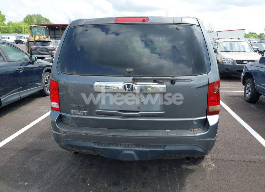 Photo 16 of 2012 Honda Pilot LX (VIN 5FNYF3H20CB001731)