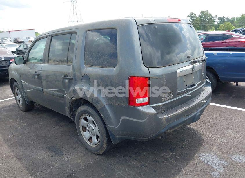 Photo 3 of 2012 Honda Pilot LX (VIN 5FNYF3H20CB001731)