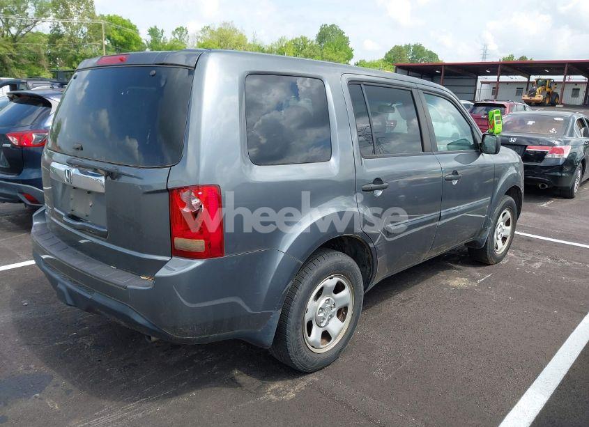 Photo 4 of 2012 Honda Pilot LX (VIN 5FNYF3H20CB001731)