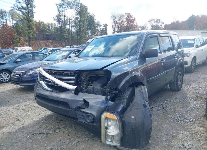 Photo 2 of 2013 Honda Pilot LX (VIN 5FNYF3H20DB006431)