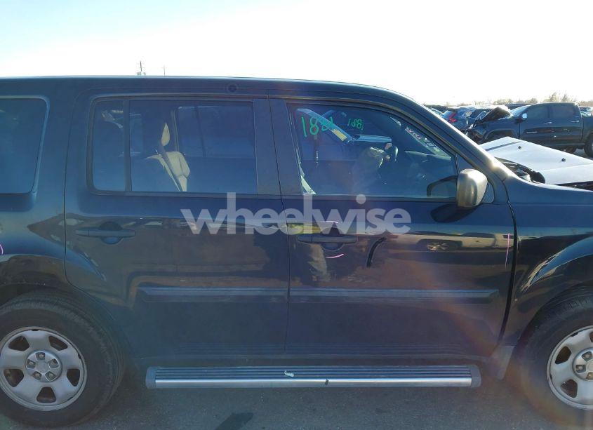 Photo 14 of 2013 Honda Pilot LX (VIN 5FNYF3H20DB039655)