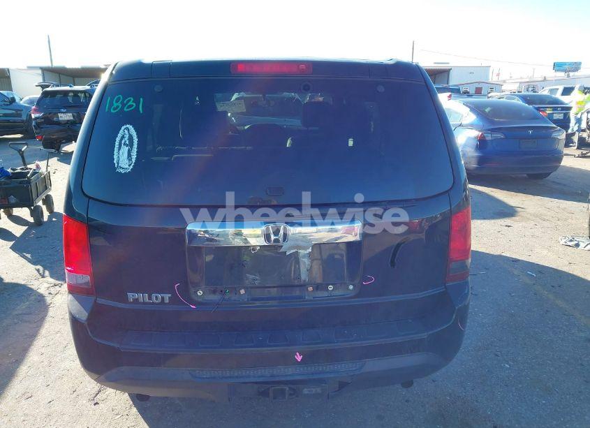 Photo 17 of 2013 Honda Pilot LX (VIN 5FNYF3H20DB039655)