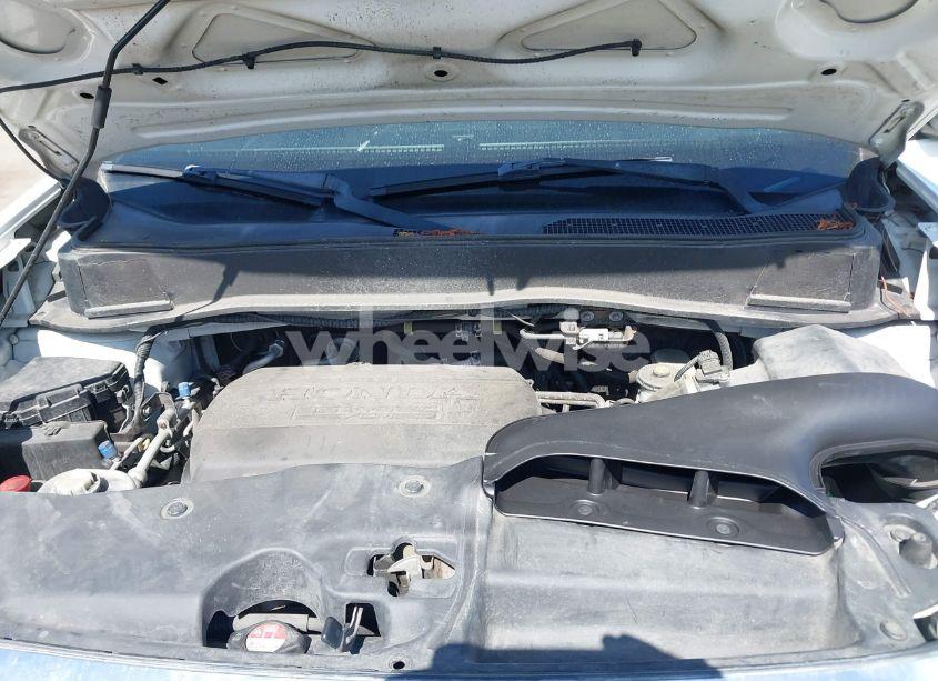 Photo 10 of 2013 Honda Pilot LX (VIN 5FNYF3H21DB036280)