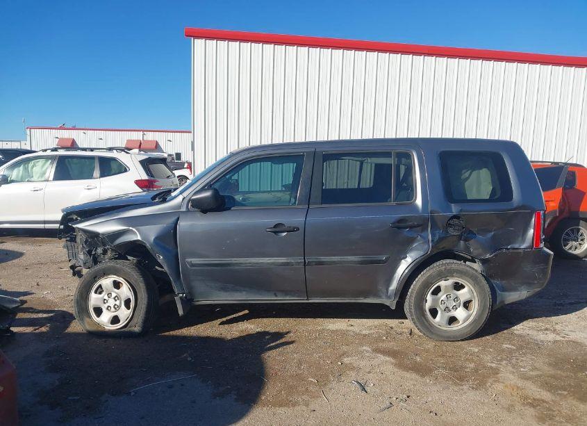 Photo 14 of 2013 Honda Pilot LX (VIN 5FNYF3H21DB039020)