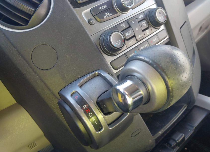 Photo 6 of 2013 Honda Pilot LX (VIN 5FNYF3H21DB039020)