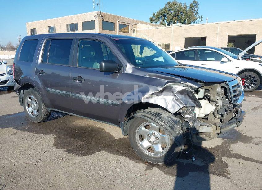 2014 Honda Pilot LX (VIN 5FNYF3H21EB008593) main photo