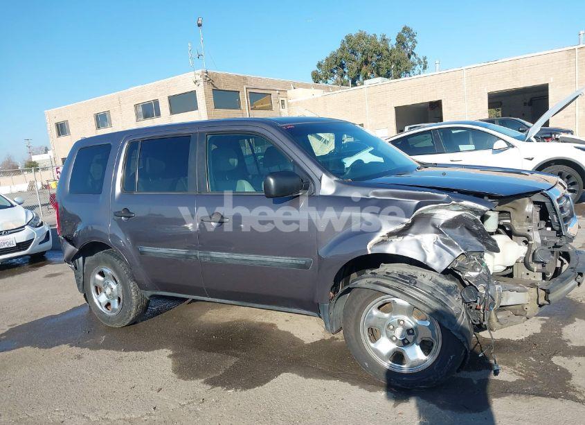 Photo 14 of 2014 Honda Pilot LX (VIN 5FNYF3H21EB008593)