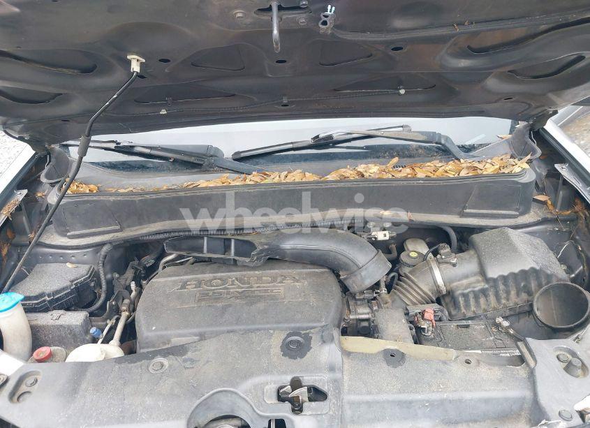 Photo 10 of 2011 Honda Pilot LX (VIN 5FNYF3H22BB046510)