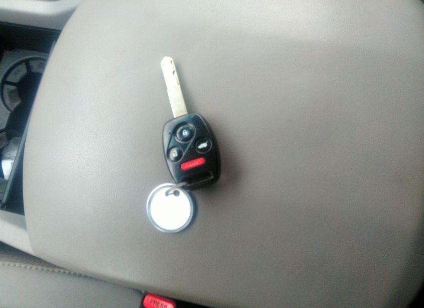 Photo 11 of 2012 Honda Pilot LX (VIN 5FNYF3H22CB032947)